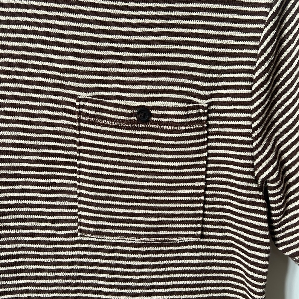 Old Navy Textured Knit T-Shirt - Picture 3 of 4